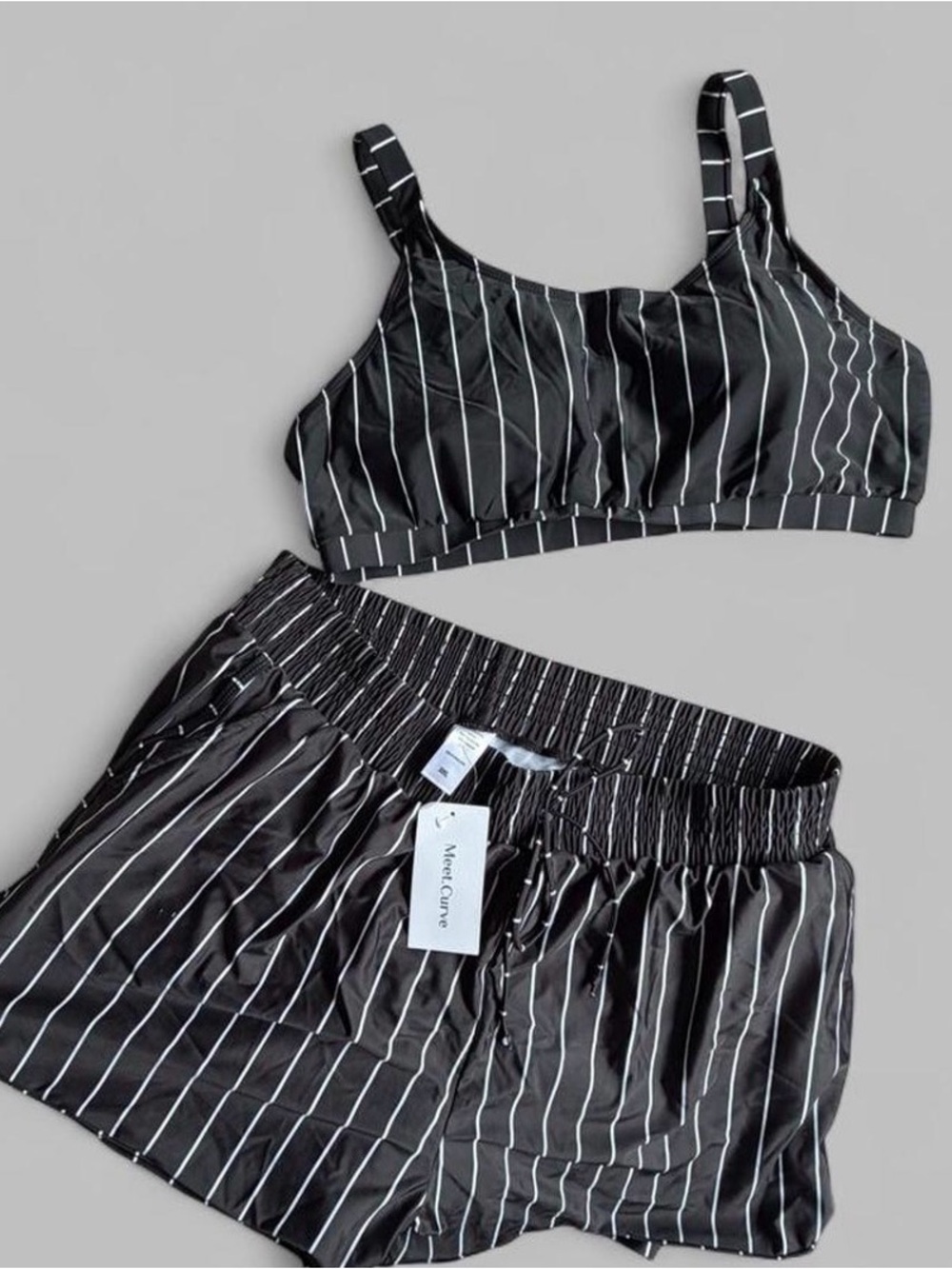 NWT-Women's Black Pinstripe Swim Suit Set - 2 piece swim suit. Top 2x shorts 3x